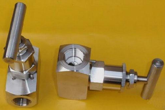 高溫高壓針型閥J61Y/J63Y實(shí)物圖1